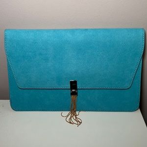 Blue Clutch
